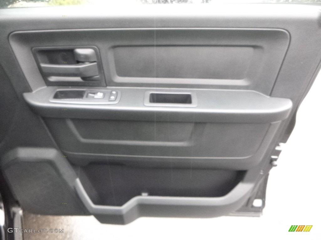 2018 1500 Express Crew Cab 4x4 - Brilliant Black Crystal Pearl / Black/Diesel Gray photo #12