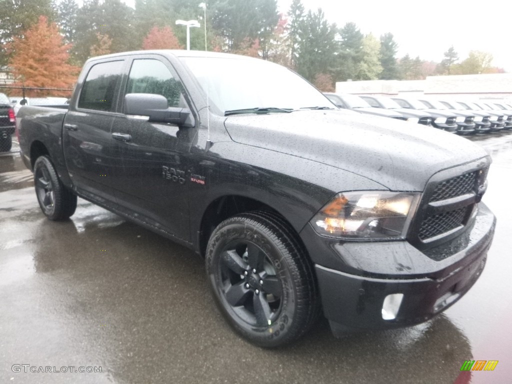 2018 1500 Big Horn Crew Cab 4x4 - Brilliant Black Crystal Pearl / Black/Diesel Gray photo #7