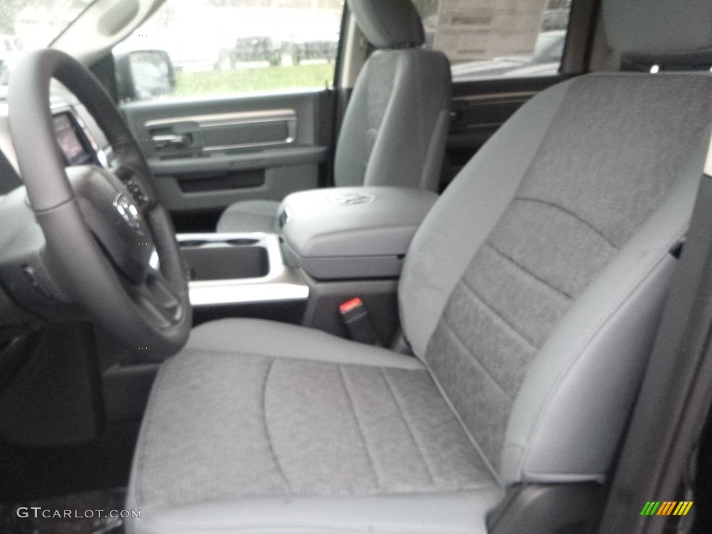 2018 1500 Big Horn Crew Cab 4x4 - Brilliant Black Crystal Pearl / Black/Diesel Gray photo #17