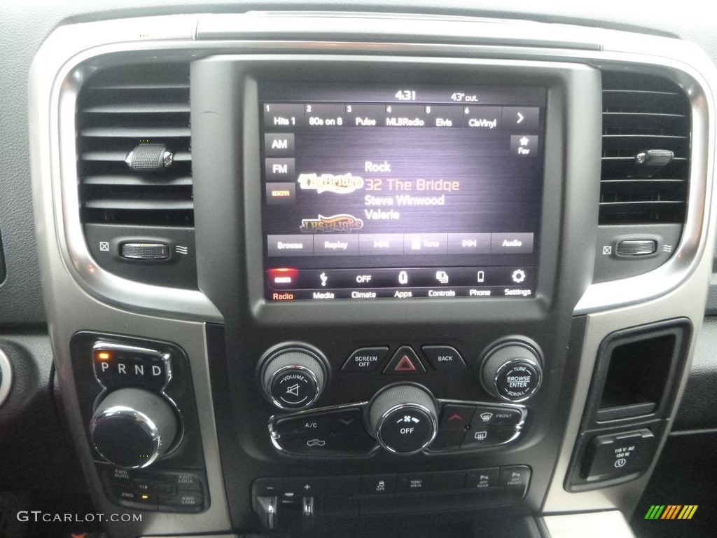 2018 1500 Big Horn Crew Cab 4x4 - Brilliant Black Crystal Pearl / Black/Diesel Gray photo #18