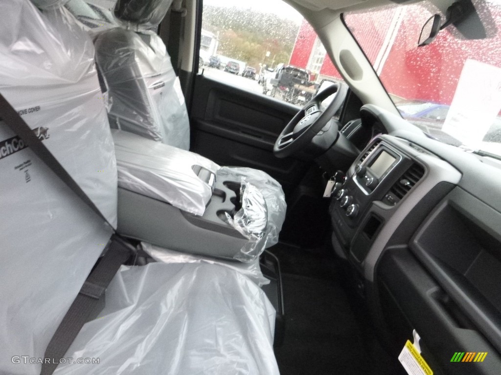 2018 1500 Express Crew Cab 4x4 - Brilliant Black Crystal Pearl / Black/Diesel Gray photo #9