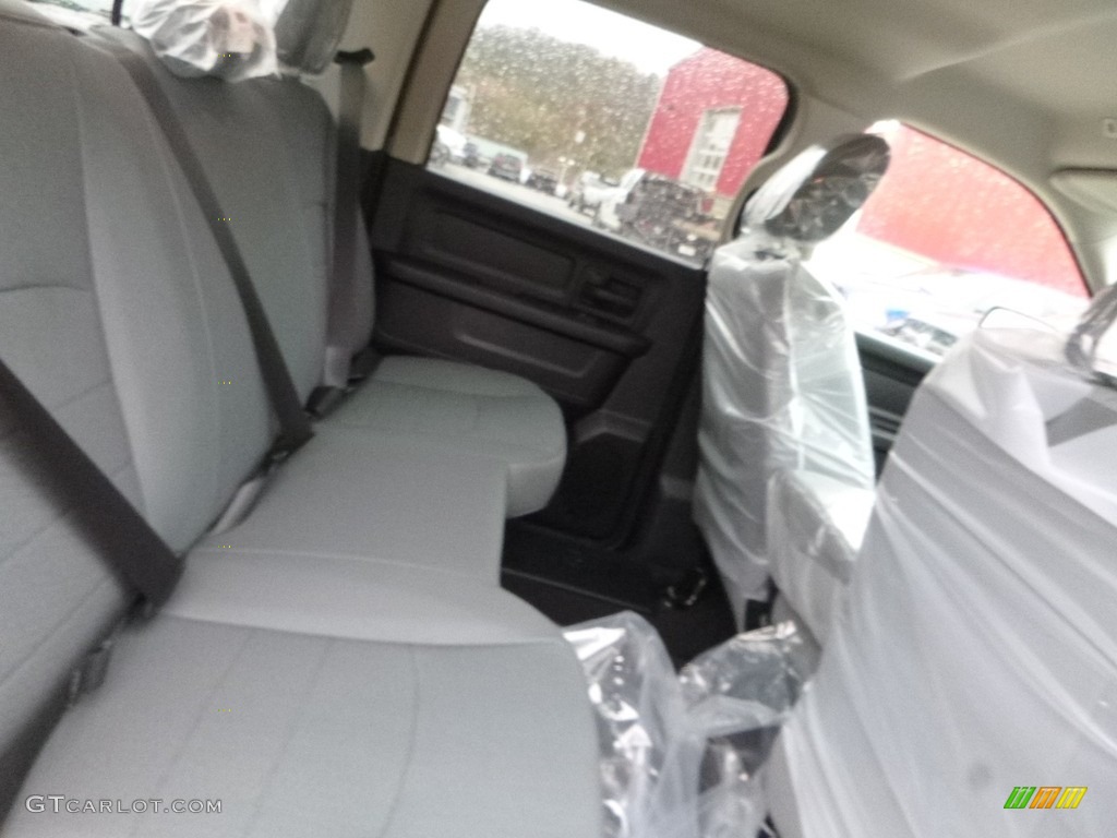 2018 1500 Express Crew Cab 4x4 - Brilliant Black Crystal Pearl / Black/Diesel Gray photo #12