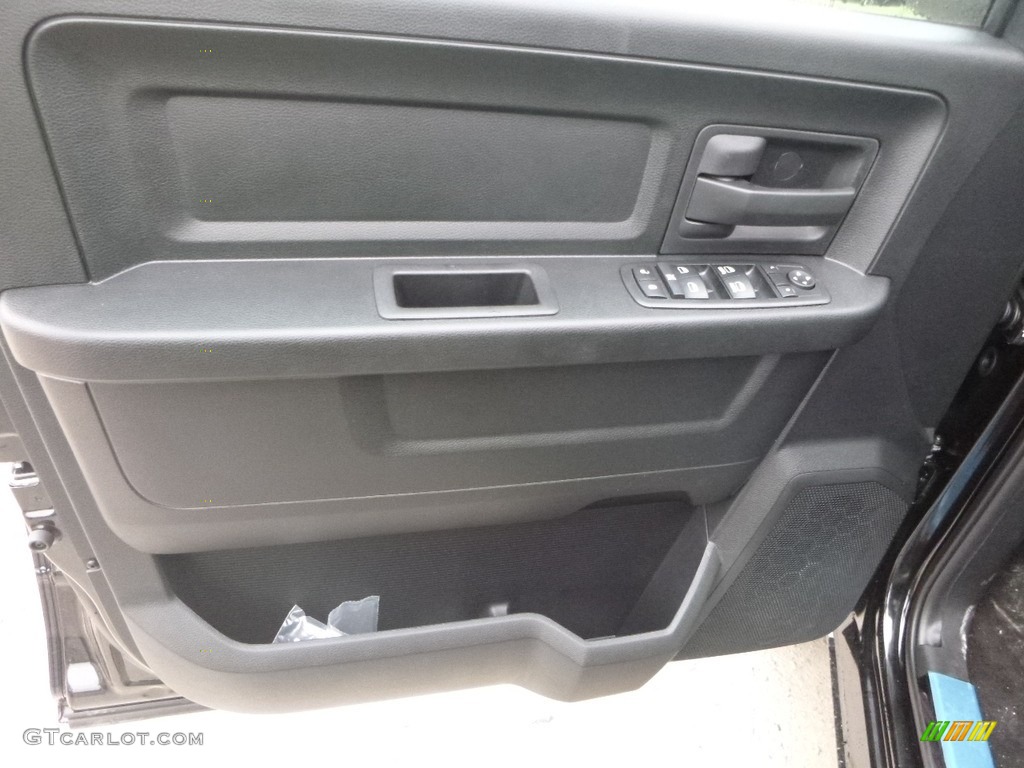 2018 1500 Express Crew Cab 4x4 - Brilliant Black Crystal Pearl / Black/Diesel Gray photo #14