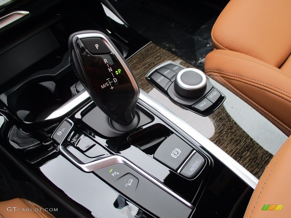 2018 BMW X3 xDrive30i Transmission Photos