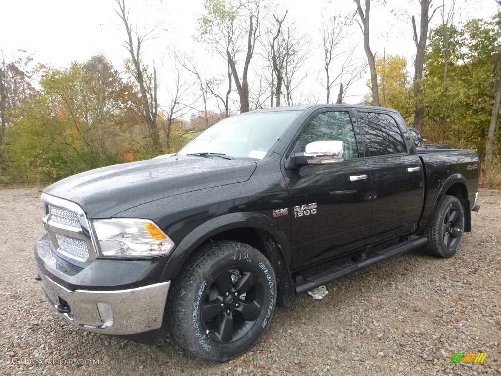 2018 1500 Big Horn Crew Cab 4x4 - Brilliant Black Crystal Pearl / Black/Diesel Gray photo #1