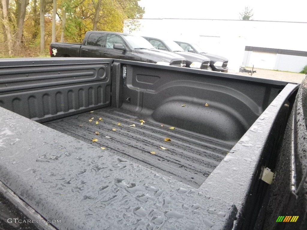 2018 1500 Big Horn Crew Cab 4x4 - Brilliant Black Crystal Pearl / Black/Diesel Gray photo #14