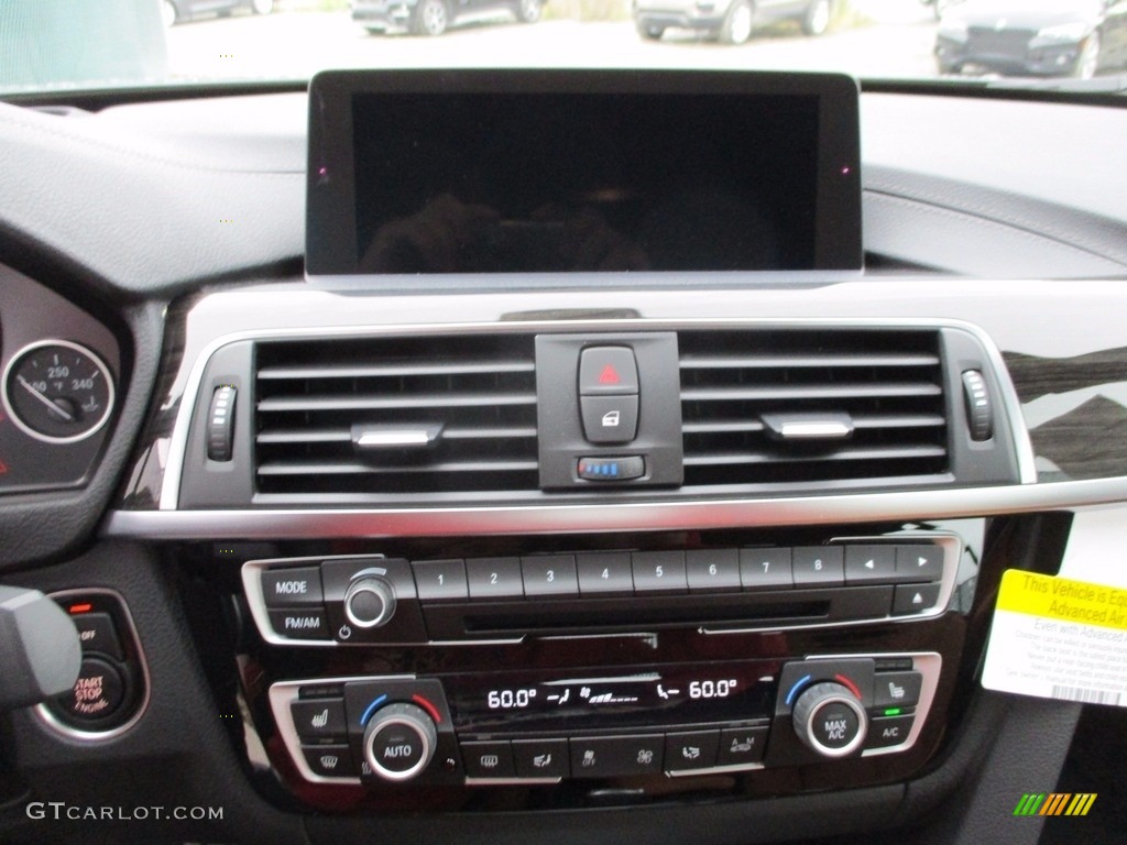 2018 BMW 4 Series 440i xDrive Convertible Controls Photo #123671420