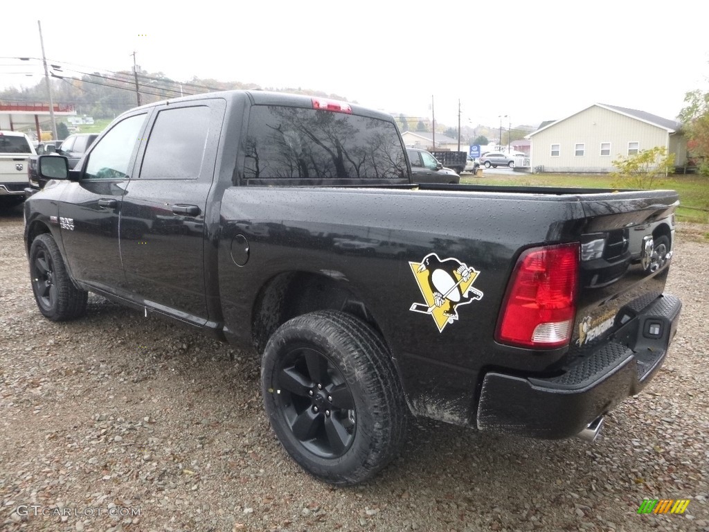 2018 1500 Express Crew Cab 4x4 - Brilliant Black Crystal Pearl / Black/Diesel Gray photo #3