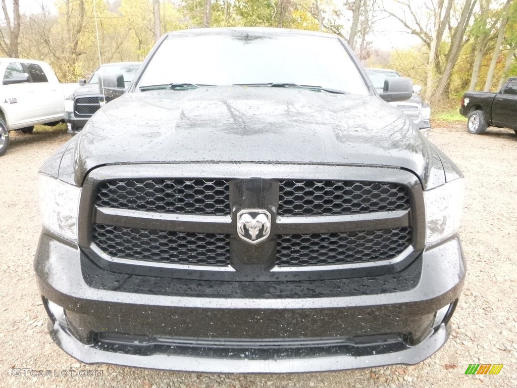 2018 1500 Express Crew Cab 4x4 - Brilliant Black Crystal Pearl / Black/Diesel Gray photo #8
