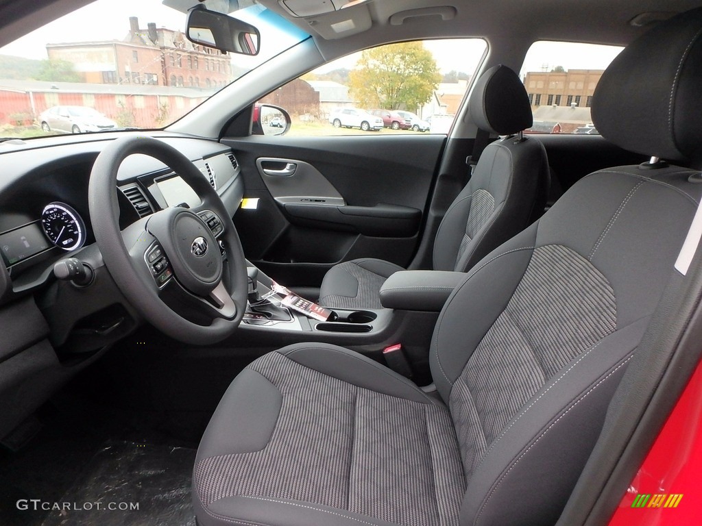 Charcoal Interior 2018 Kia Niro FE Hybrid Photo #123674267