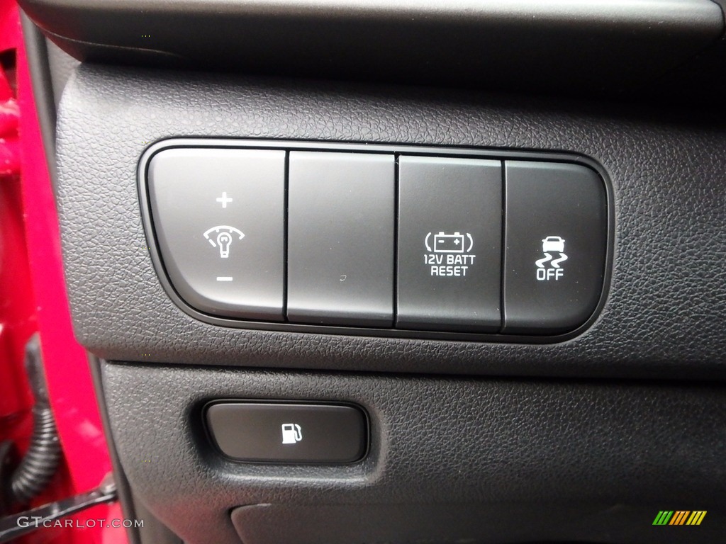 2018 Kia Niro FE Hybrid Controls Photo #123674390