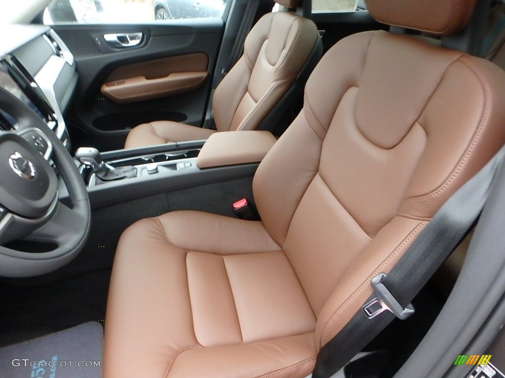 2018 XC60 T5 AWD Momentum - Pine Gray Metallic / Amber photo #7