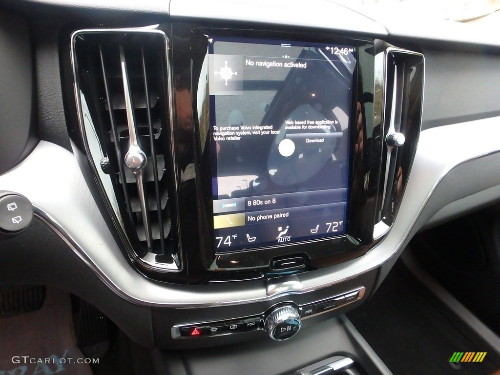 2018 XC60 T5 AWD Momentum - Pine Gray Metallic / Amber photo #14