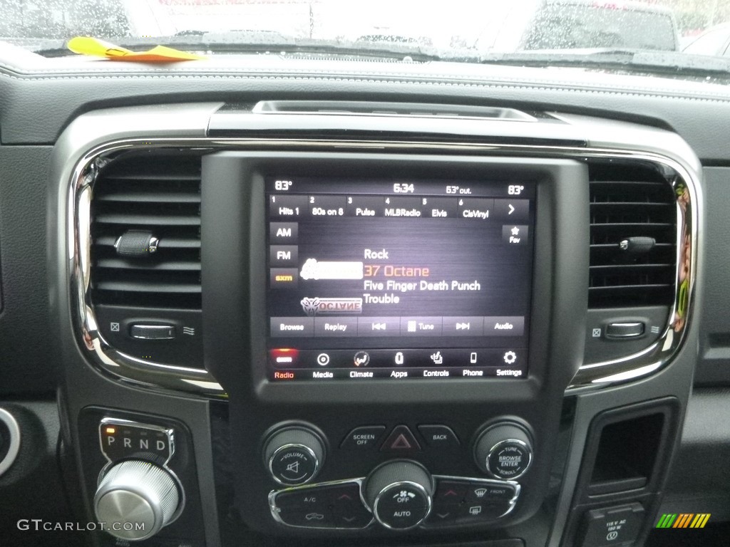 2018 1500 Night Crew Cab 4x4 - Bright White / Black photo #18