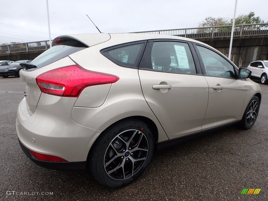 White Gold 2018 Ford Focus SEL Hatch Exterior Photo #123679334