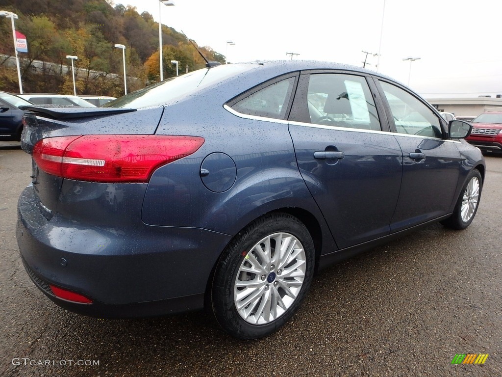 2018 Focus Titanium Sedan - Blue Metallic / Charcoal Black photo #2