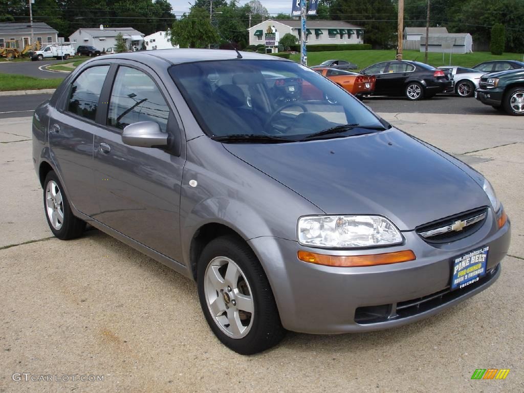 2006 Aveo LS Sedan - Medium Gray / Charcoal photo #2