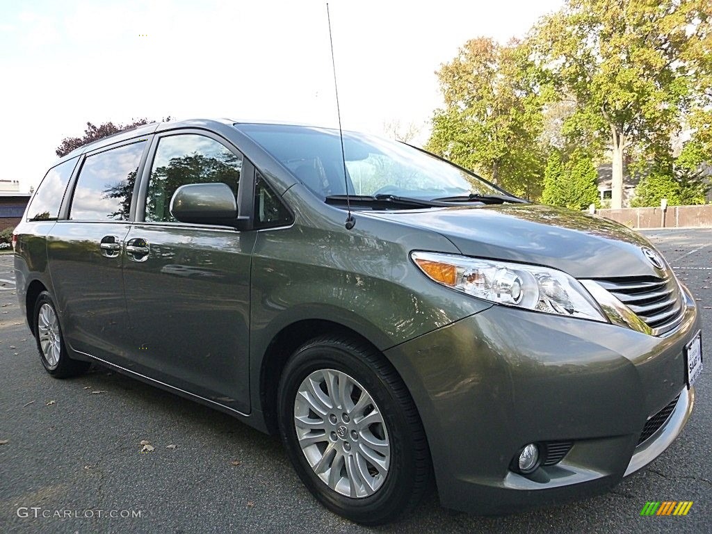 2013 Sienna XLE - Cypress Green Pearl / Bisque photo #7