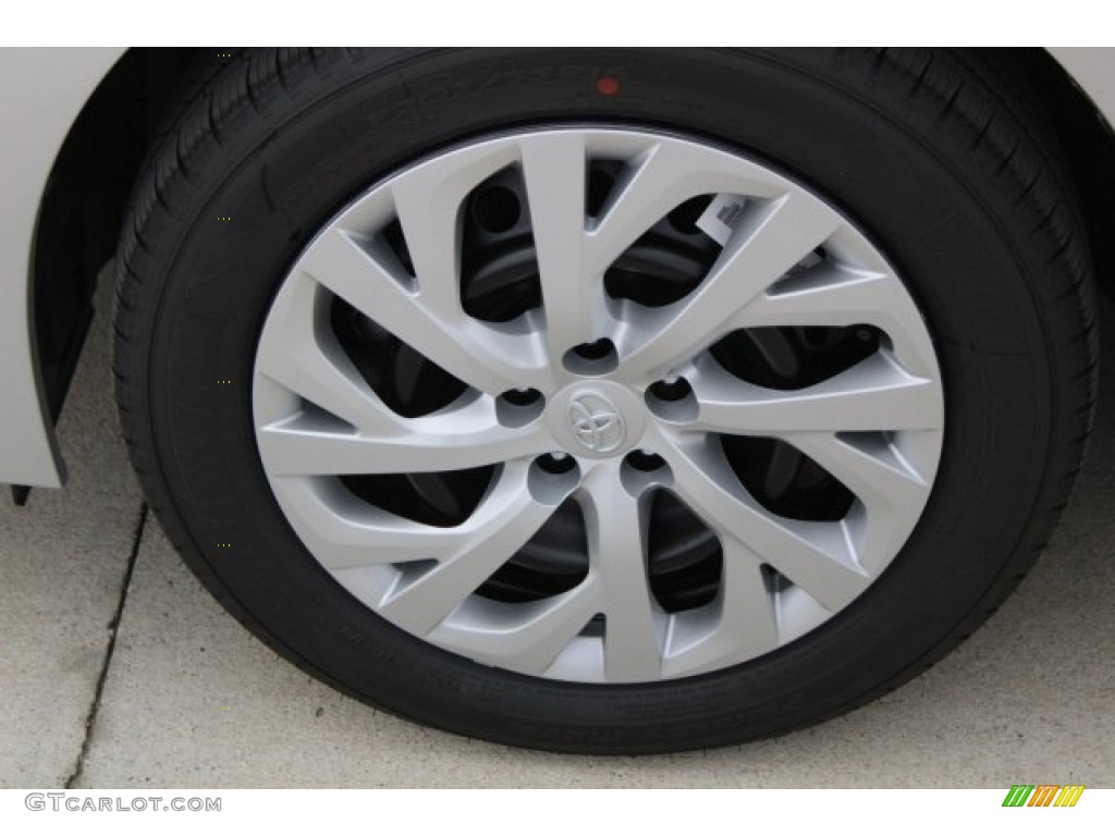 2018 Corolla LE - Classic Silver Metallic / Ash/Dark Gray photo #4