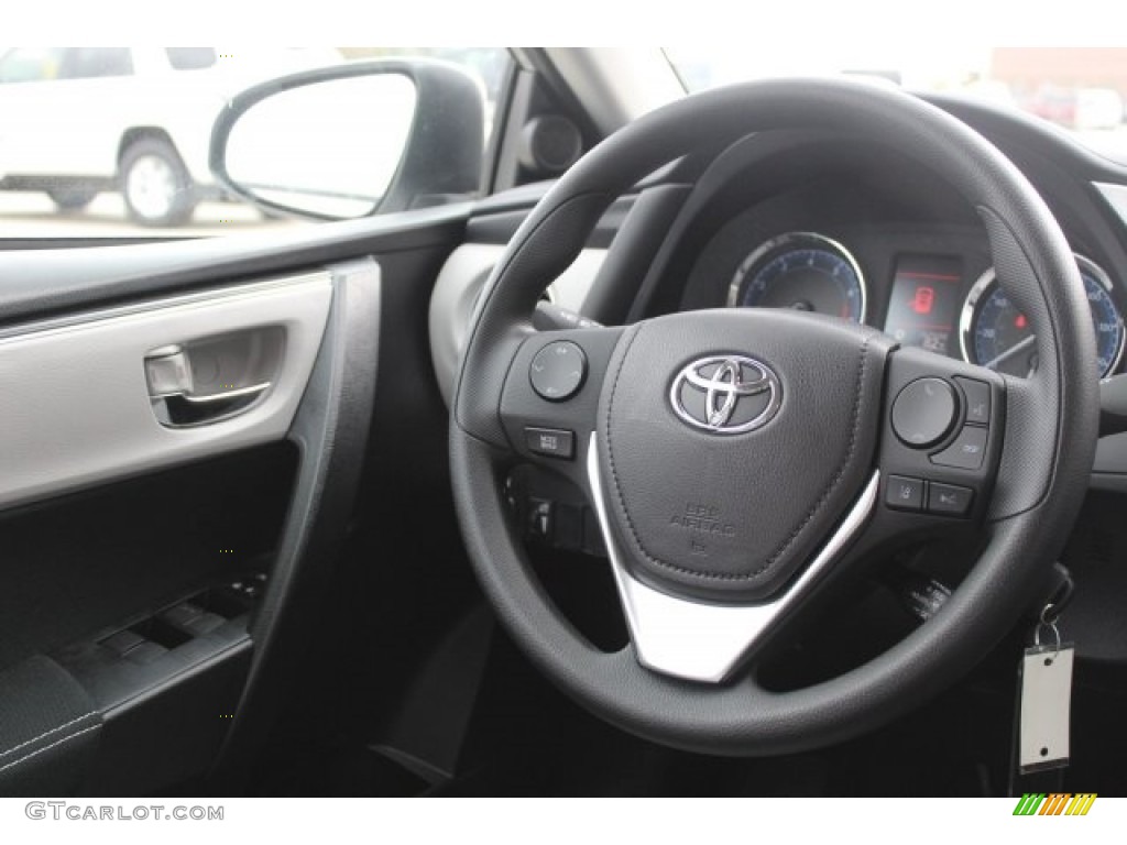 2018 Corolla LE - Classic Silver Metallic / Ash/Dark Gray photo #20