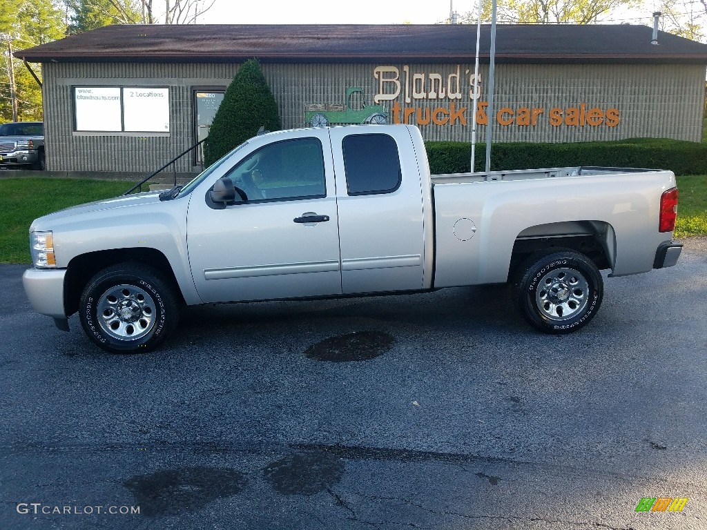 2011 Silverado 1500 LS Extended Cab - Sheer Silver Metallic / Dark Titanium photo #2