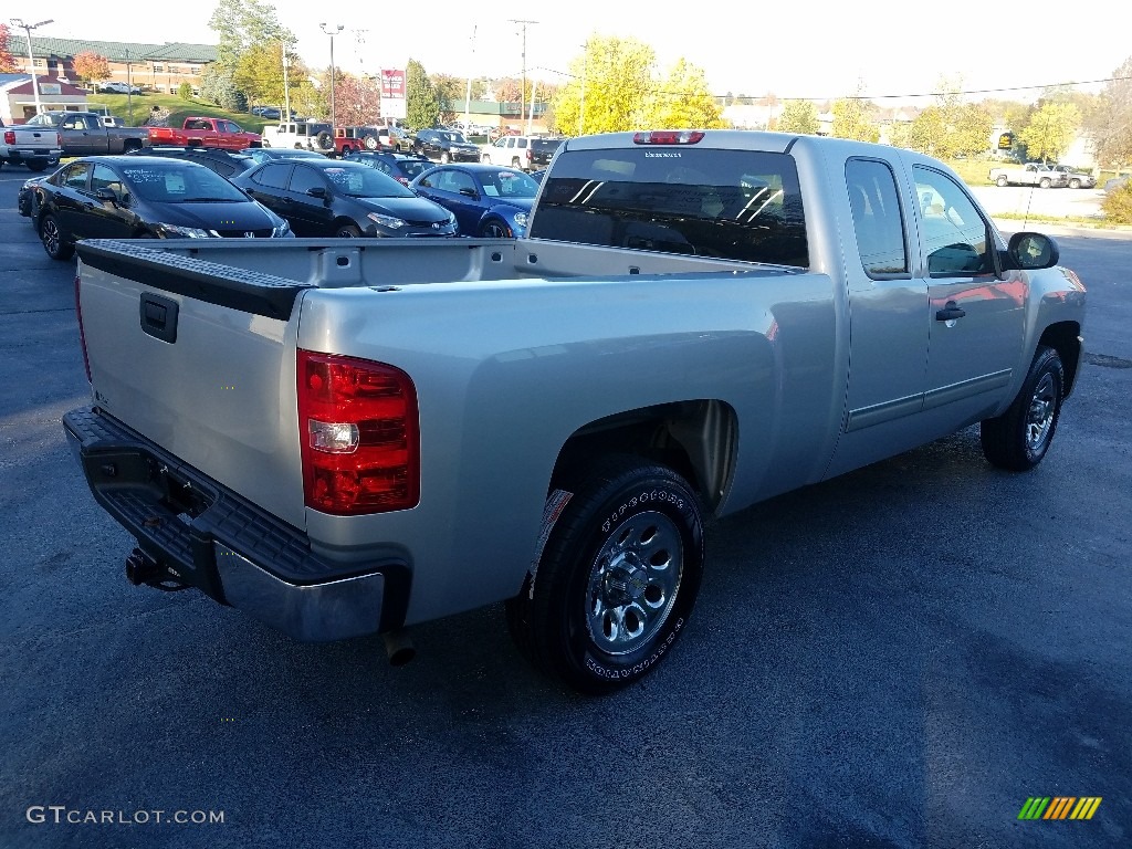 2011 Silverado 1500 LS Extended Cab - Sheer Silver Metallic / Dark Titanium photo #7