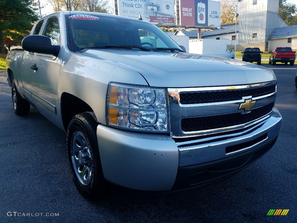 2011 Silverado 1500 LS Extended Cab - Sheer Silver Metallic / Dark Titanium photo #9