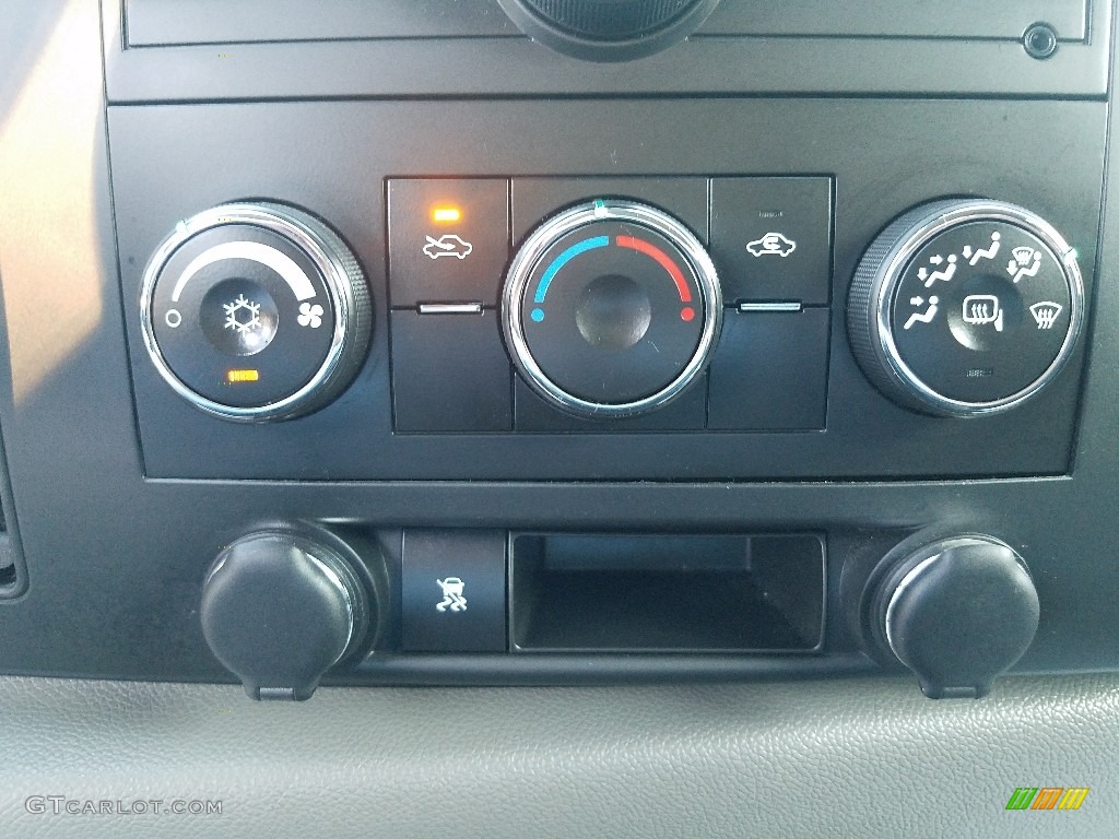 2011 Silverado 1500 LS Extended Cab - Sheer Silver Metallic / Dark Titanium photo #24