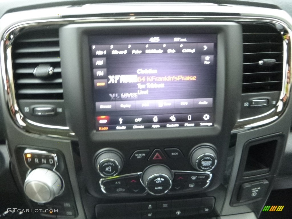 2018 1500 Sport Quad Cab 4x4 - Granite Crystal Metallic / Black photo #19