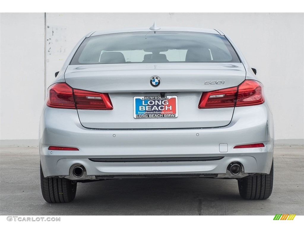 2018 5 Series 530i Sedan - Glacier Silver Metallic / Black photo #4