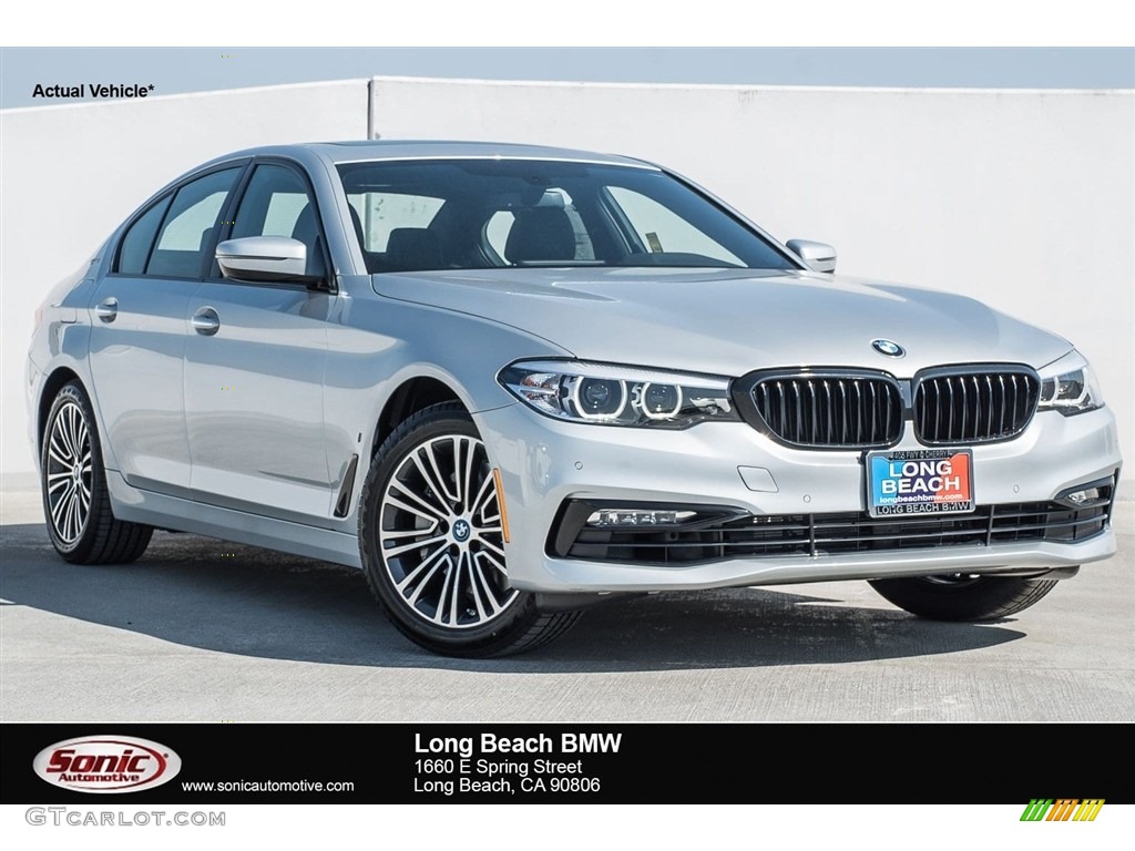 2018 5 Series 530e iPerfomance Sedan - Glacier Silver Metallic / Black photo #1