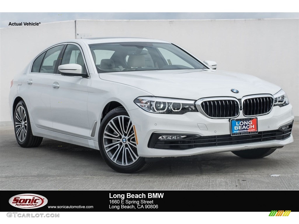 2018 5 Series 530i Sedan - Alpine White / Canberra Beige/Black photo #1