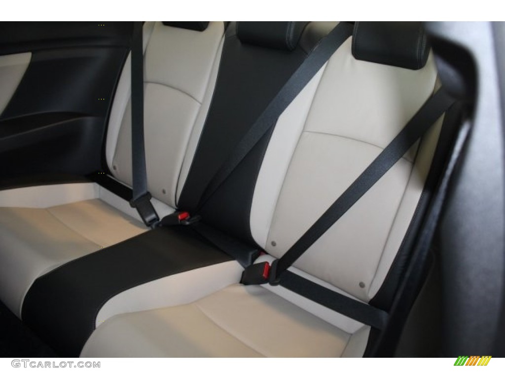 Black/Ivory Interior 2018 Honda Civic EX-L Coupe Photo #123702572