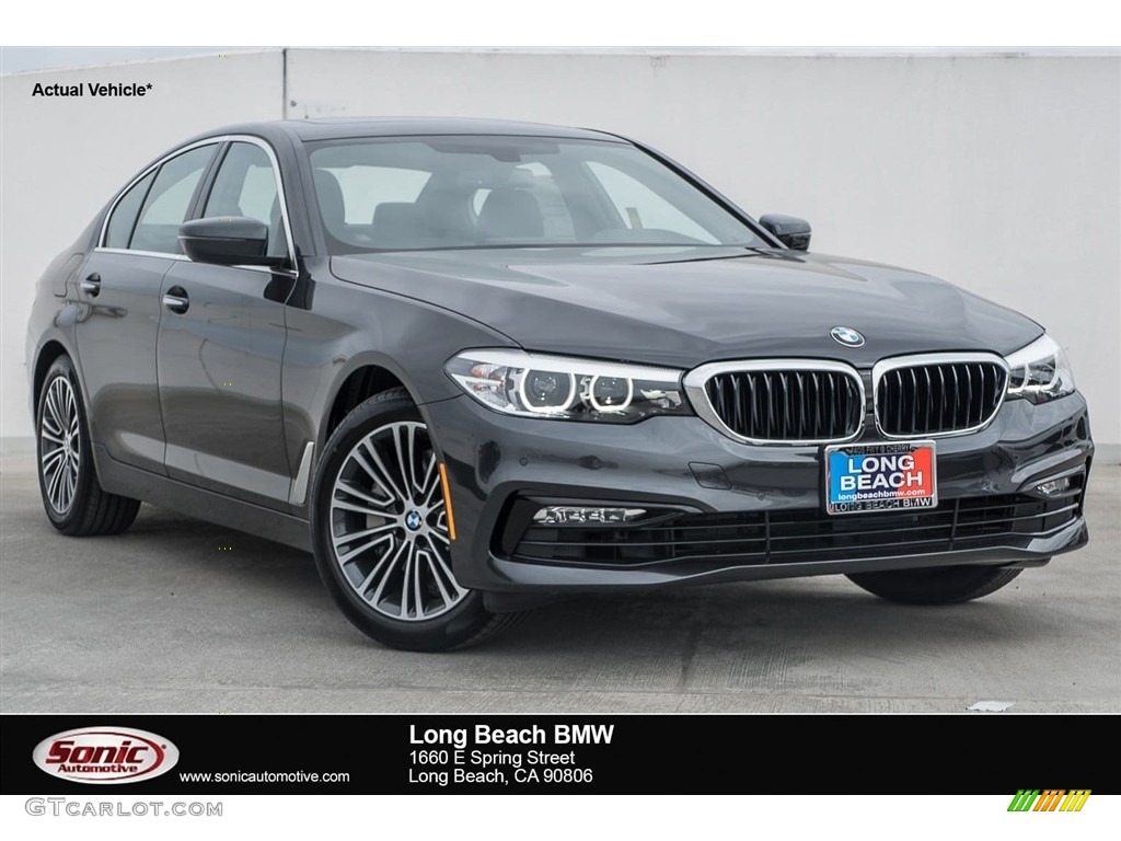 2018 5 Series 530i Sedan - Dark Graphite Metallic / Black photo #1