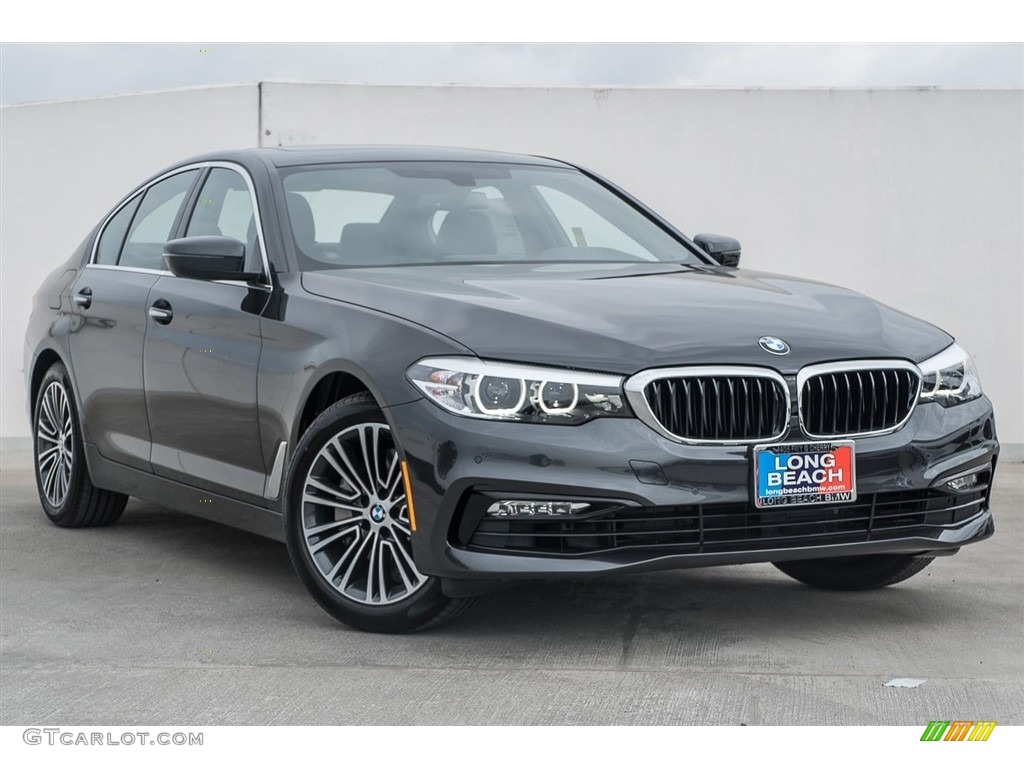Dark Graphite Metallic 2018 BMW 5 Series 530i Sedan Exterior Photo #123703304