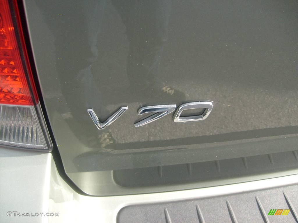 2007 V70 2.5T - Willow Green Metallic / Graphite photo #10