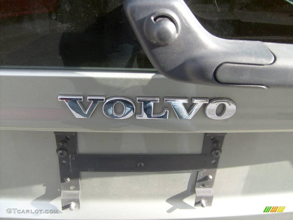2007 V70 2.5T - Willow Green Metallic / Graphite photo #12