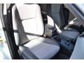 Super White - RAV4 LE Photo No. 18