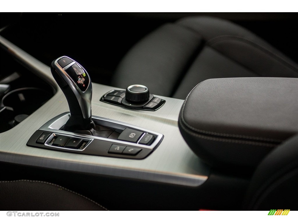 2018 X4 xDrive28i - Carbon Black Metallic / Black photo #7