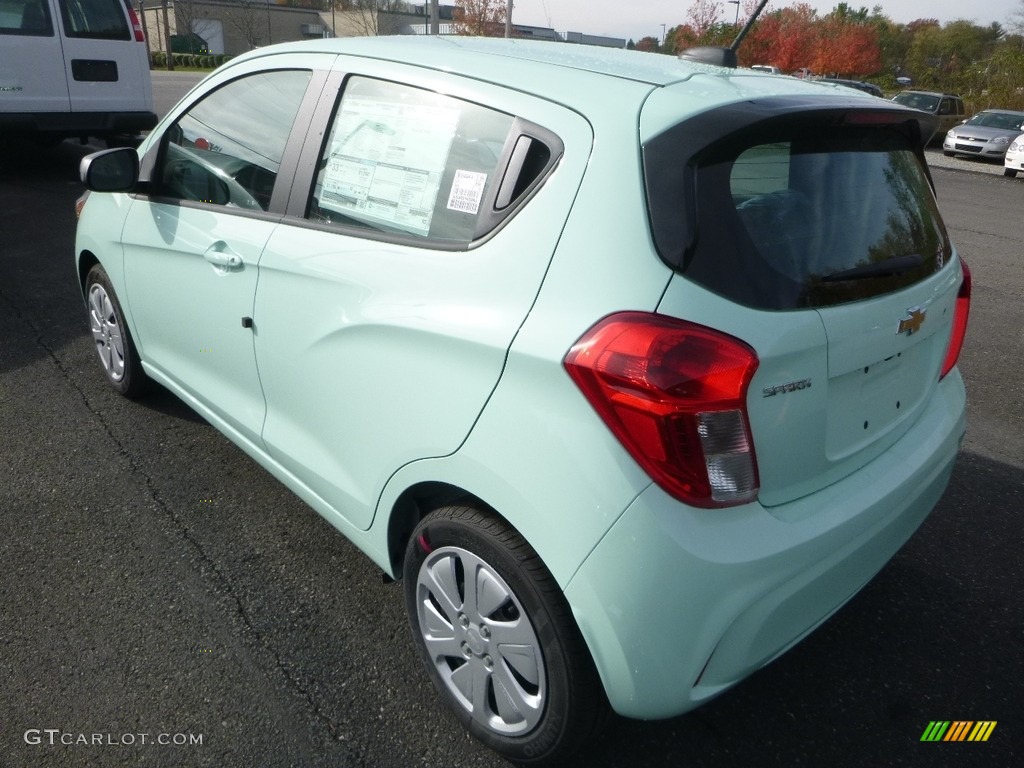 2017 Spark LS - Mint / Jet Black photo #3