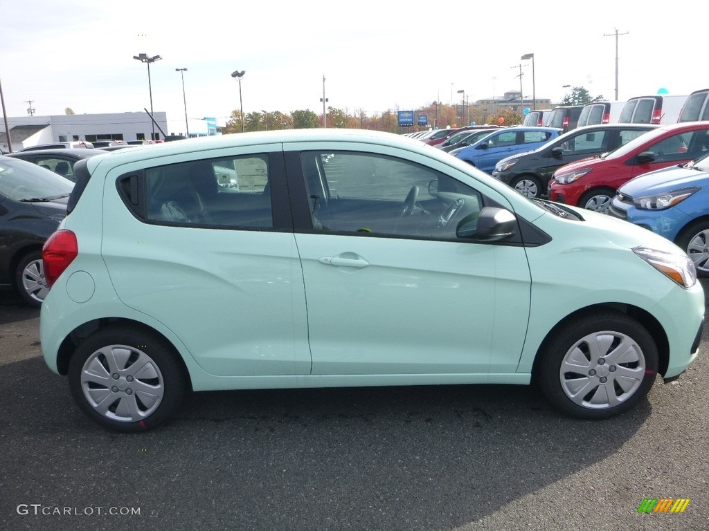 2017 Spark LS - Mint / Jet Black photo #6