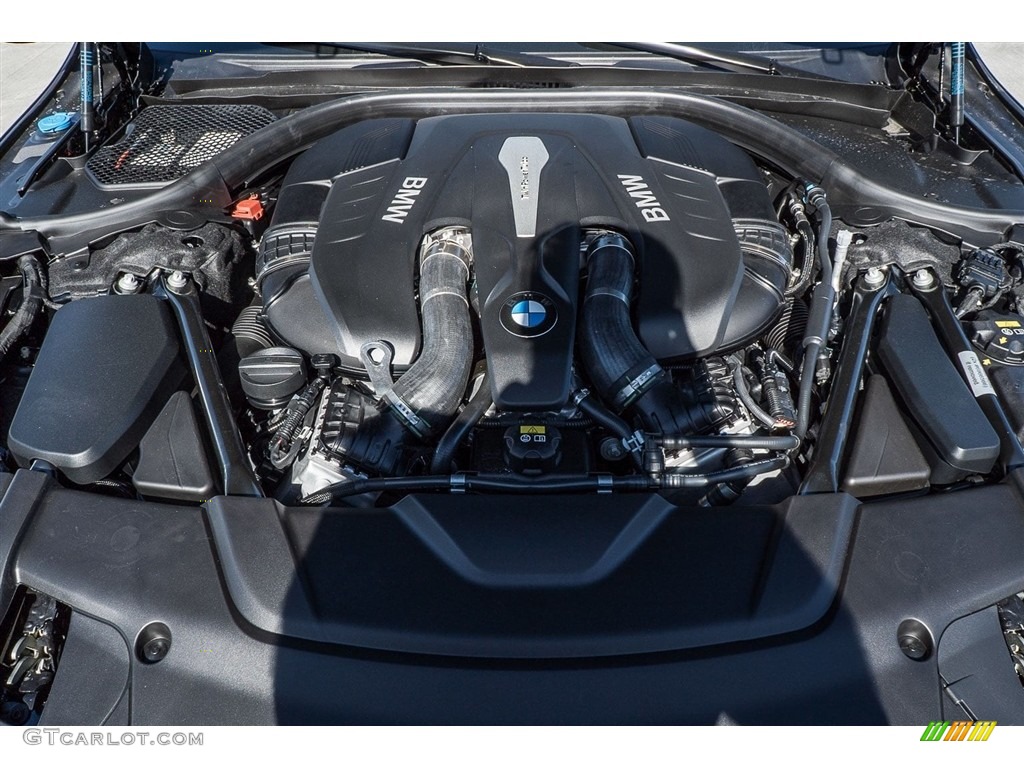 2018 7 Series 750i Sedan - Black Sapphire Metallic / Black photo #8