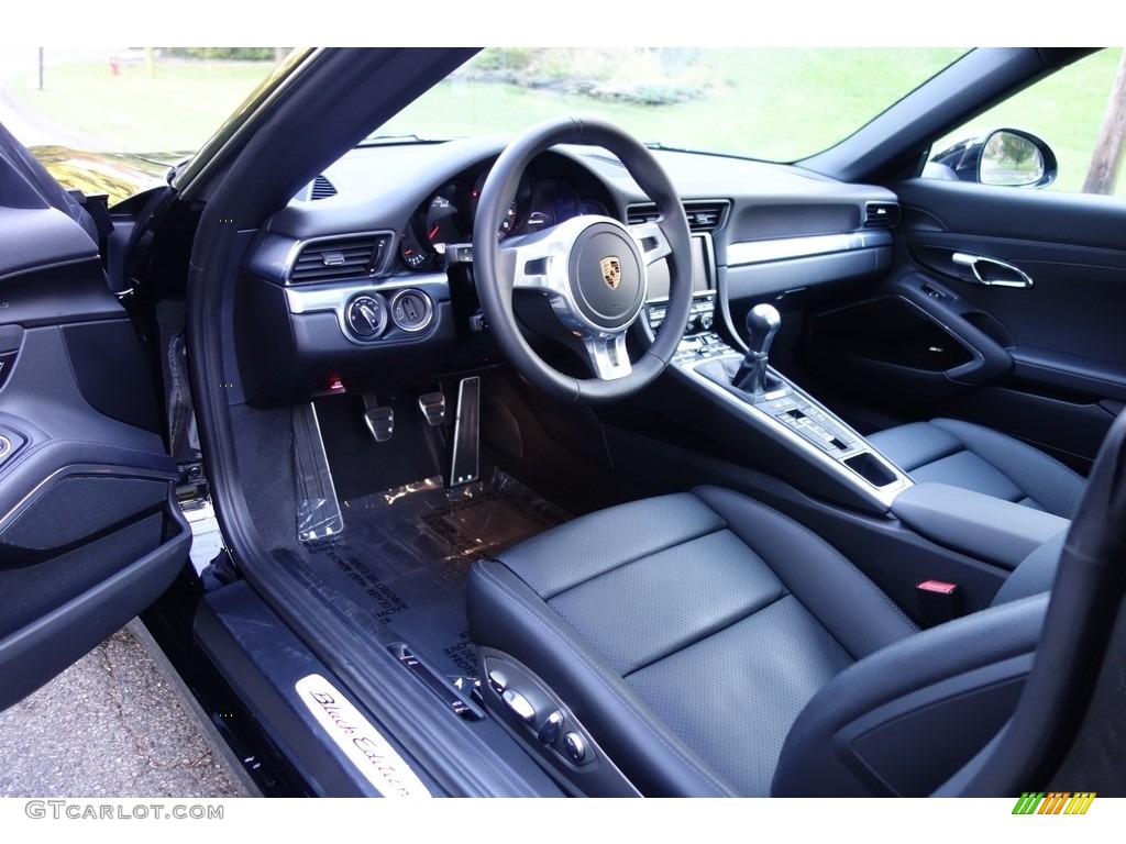 Black Interior 2016 Porsche 911 Carrera Coupe Black Edition Photo #123715505