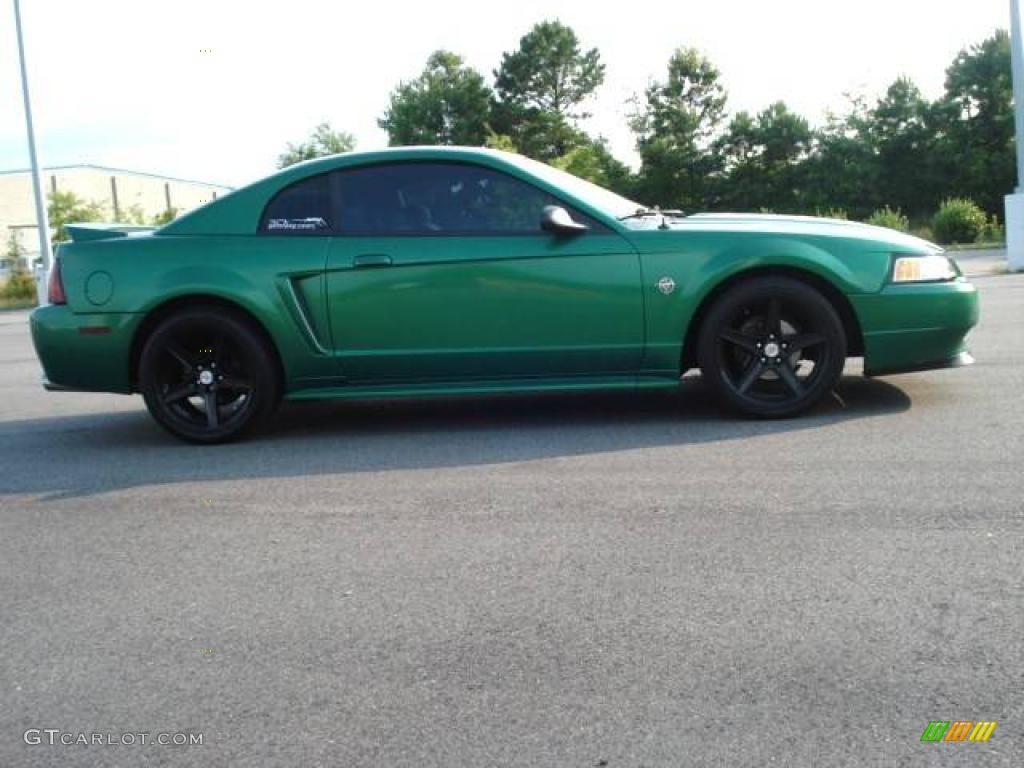 1999 Mustang GT Coupe - Electric Green Metallic / Dark Charcoal photo #8