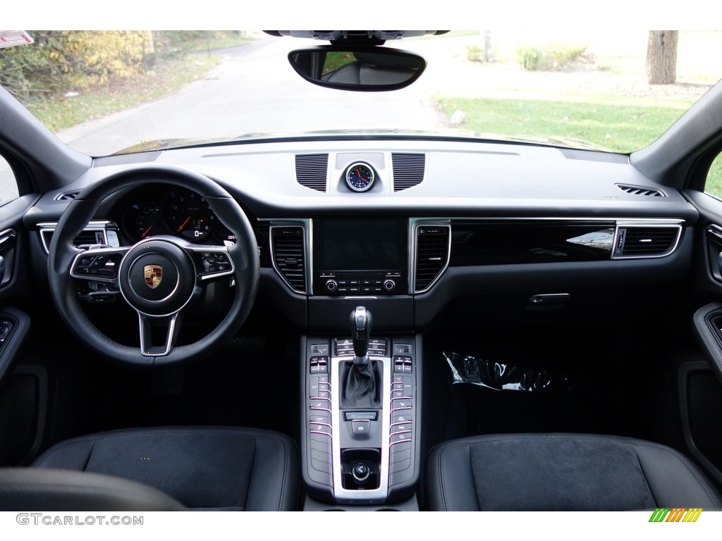 2017 Macan  - Volcano Grey Metallic / Black w/Alcantara photo #13