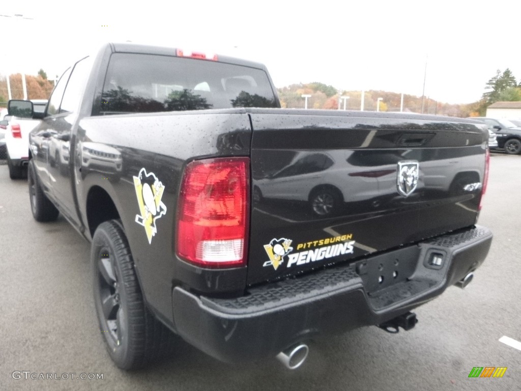 2018 1500 Express Crew Cab 4x4 - Brilliant Black Crystal Pearl / Black/Diesel Gray photo #3