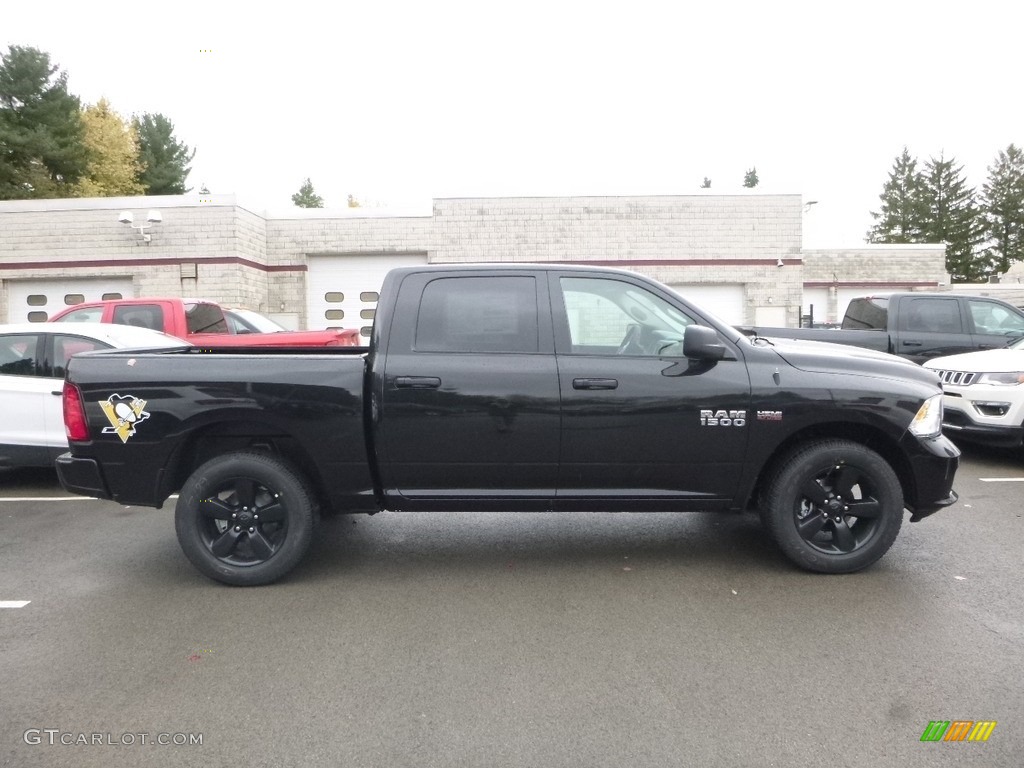 2018 1500 Express Crew Cab 4x4 - Brilliant Black Crystal Pearl / Black/Diesel Gray photo #6