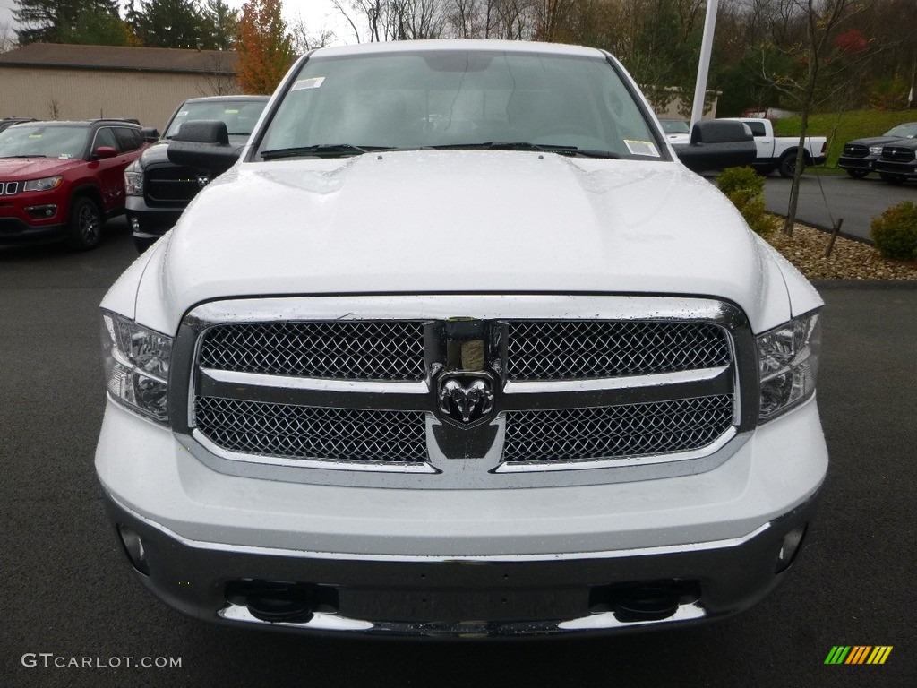 2018 1500 Big Horn Crew Cab 4x4 - Bright White / Black/Diesel Gray photo #8