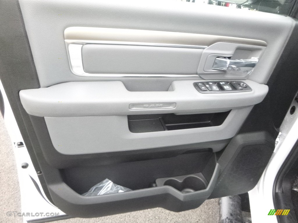 2018 1500 Big Horn Crew Cab 4x4 - Bright White / Black/Diesel Gray photo #14
