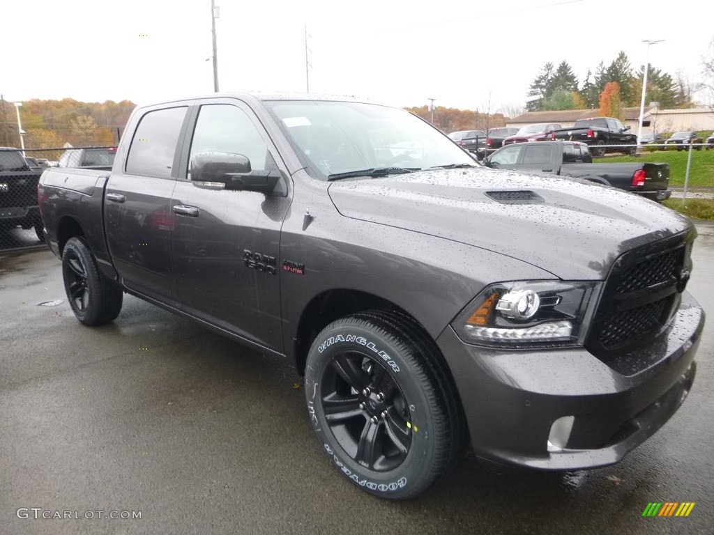2018 1500 Night Crew Cab 4x4 - Granite Crystal Metallic / Black photo #10